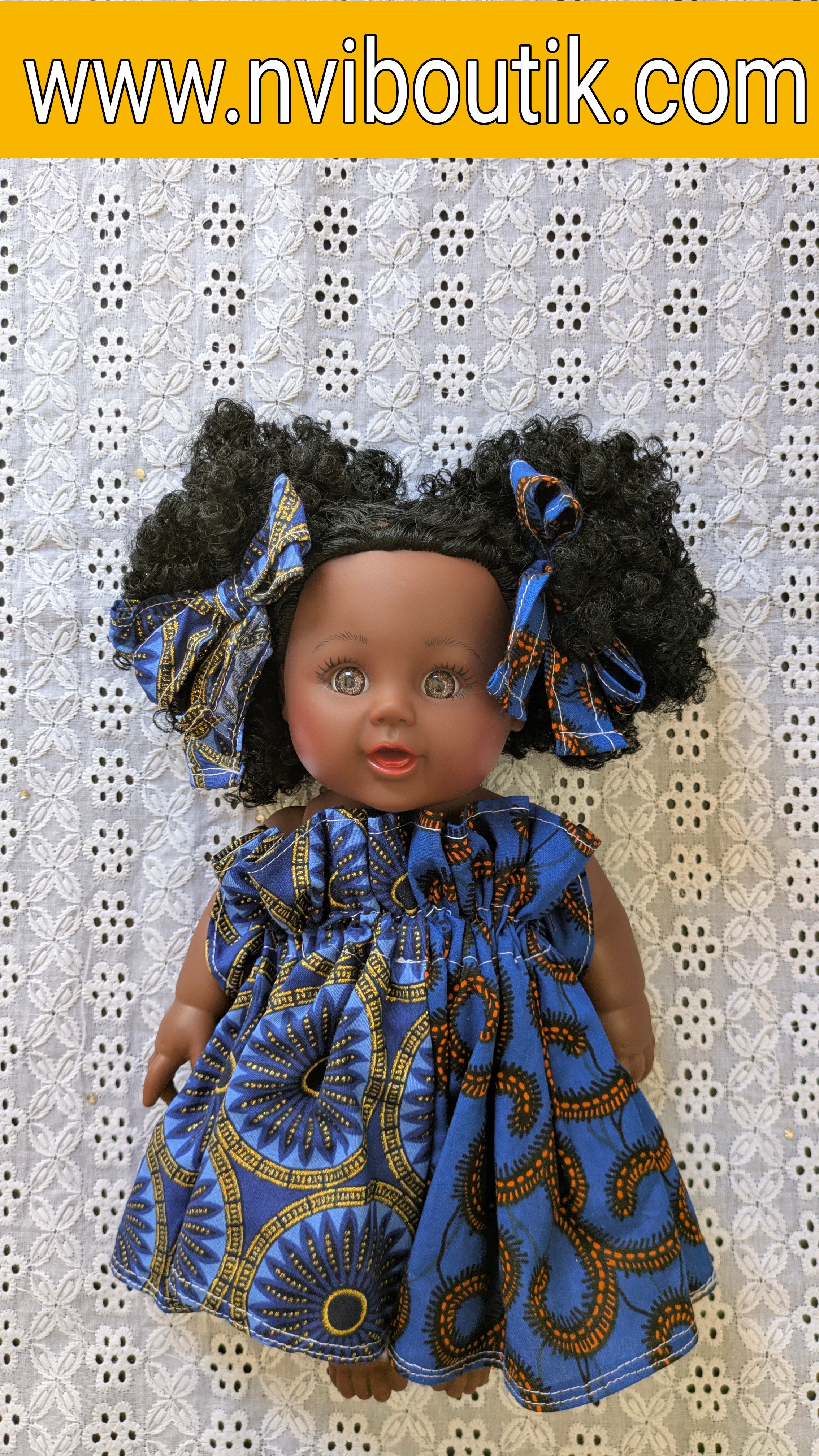 LUCY COLIBRI DOLLS (Poupée noire cheveux curly) COIFFE CREOLE